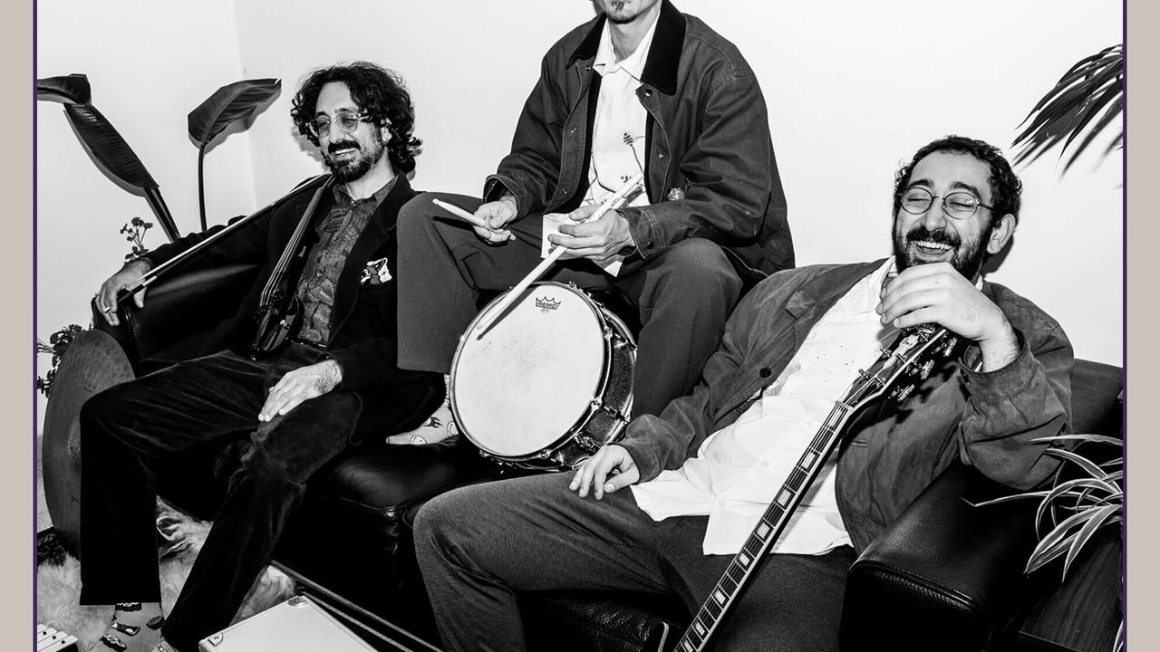 ALKALSAAT - Trío Palestino de Jazz-Fusión -