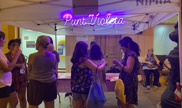 Punto Violeta durante las fiestas patronales de Burjassot