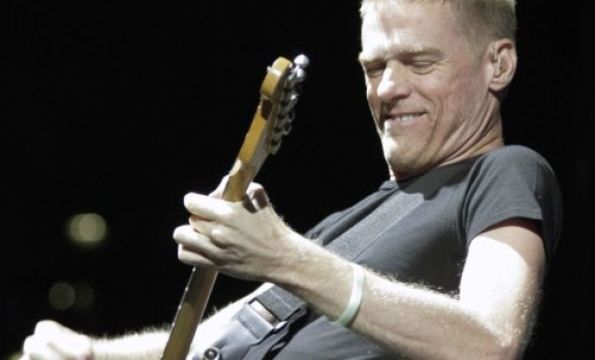 Bryan Adams: Roll with the Punches