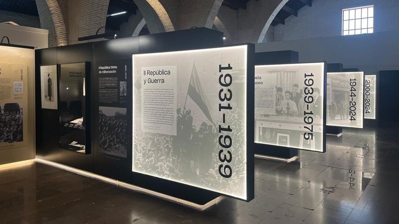 Exposición '200 años de historia de la Policía Española'