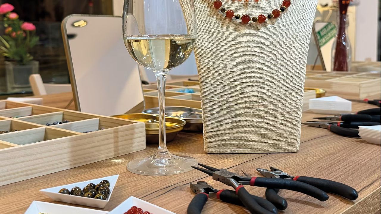 Taller de joyas con vino - Winers