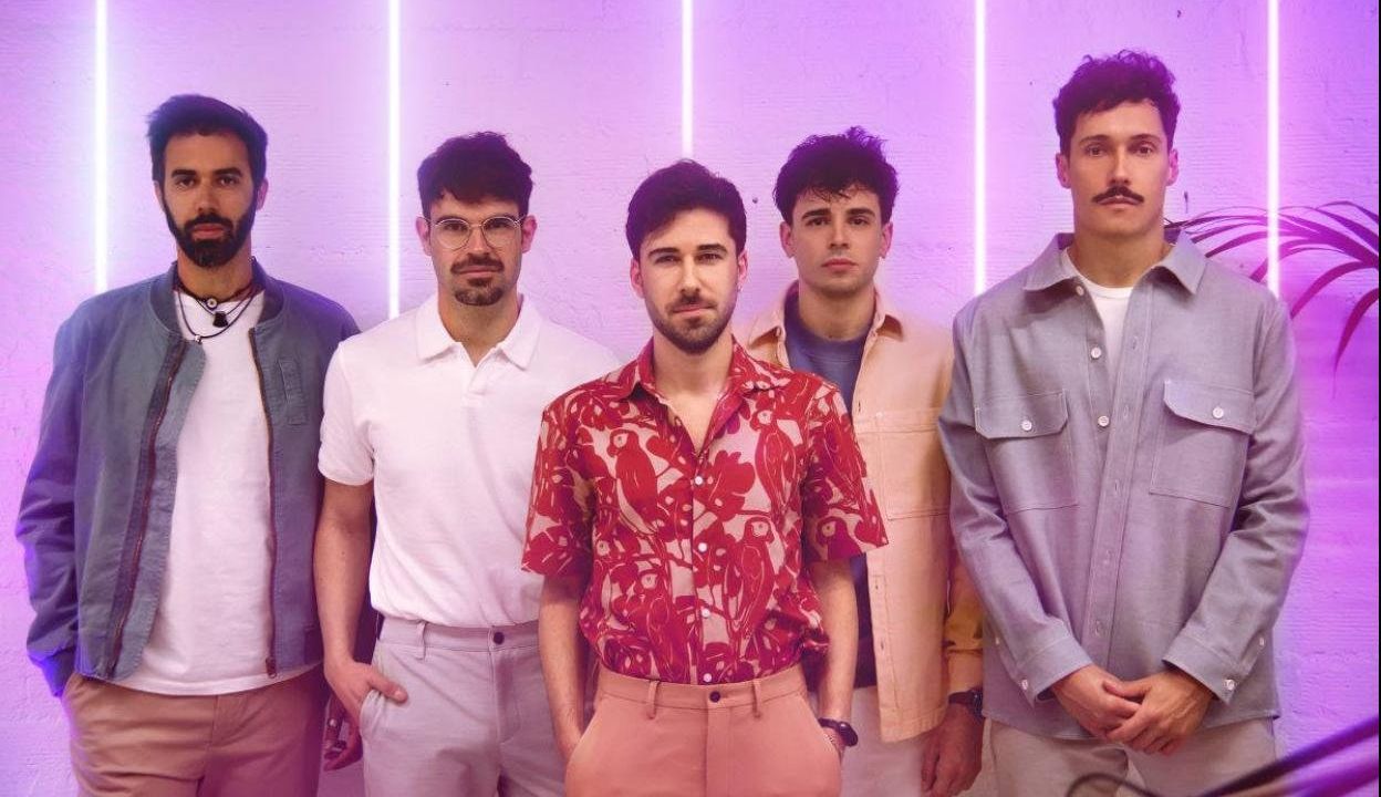 Claim: Quedate en el pasado Tour 2025 en Valencia