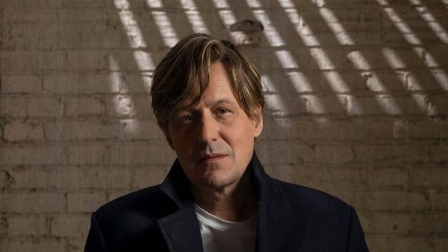 Nacho Vegas trae a Valencia «La flor de la manzana»