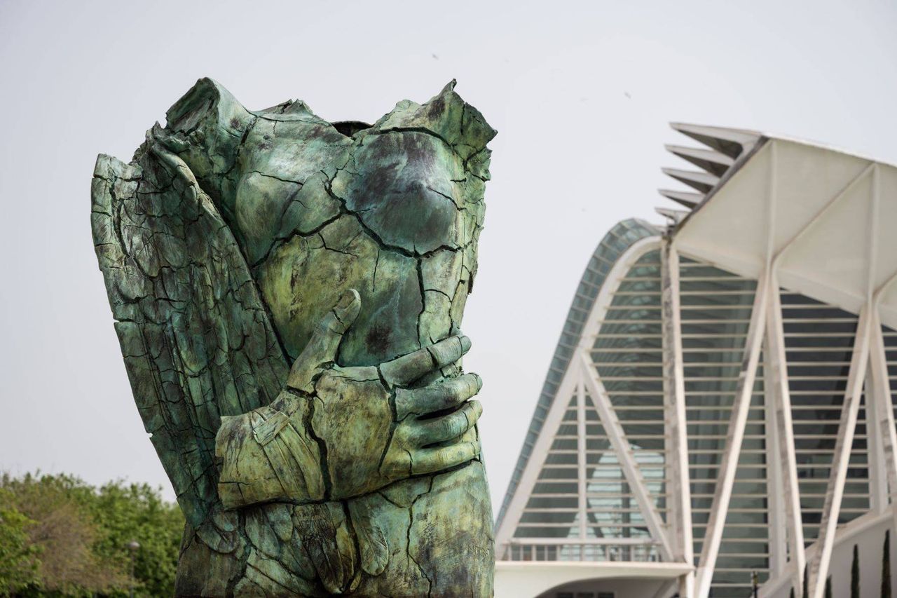 Igor Mitoraj es un artista polaco que falleció en París en el año 2014. Foto: CAC