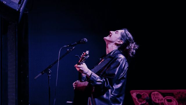 El rock alternativo de Ainoa Buitrago llega a Valencia