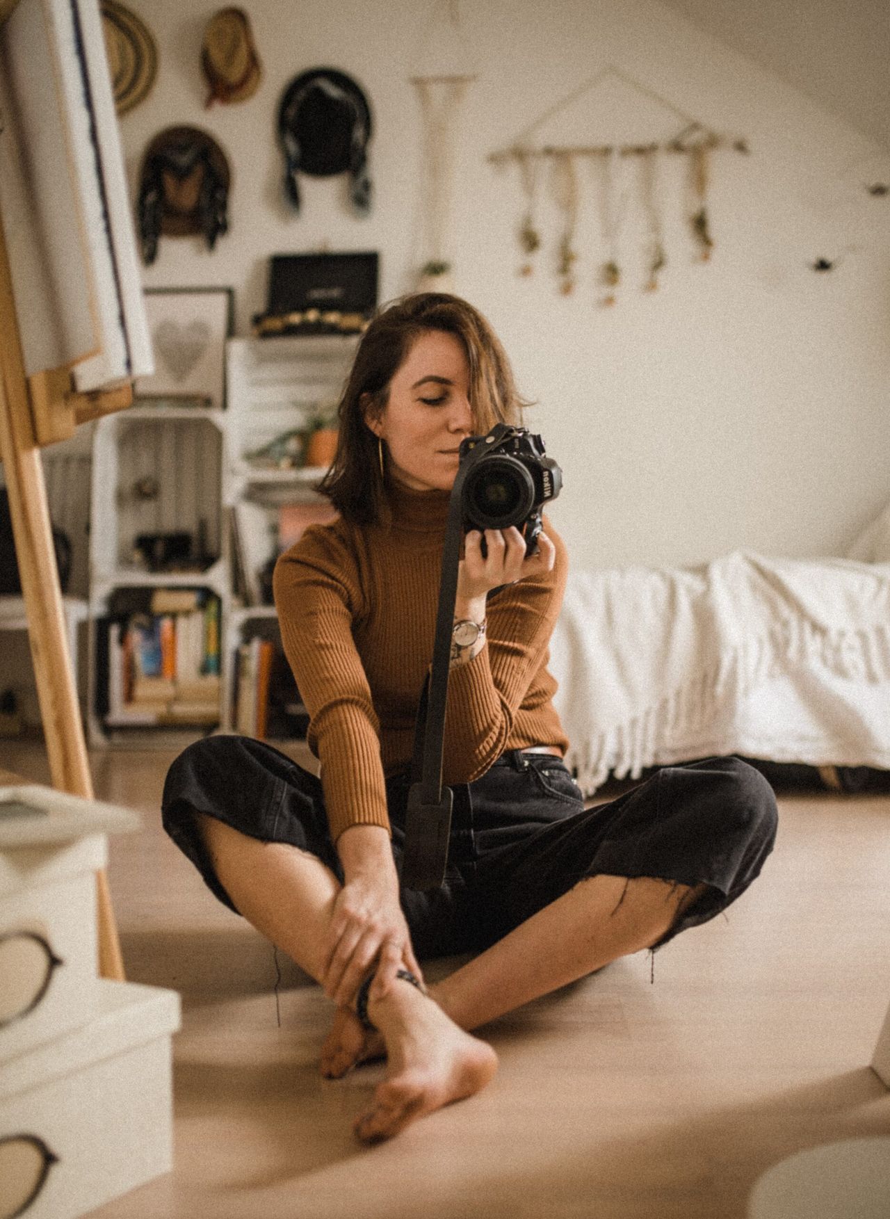 Selfie en casa. Foto: Kinga Howard en Unsplash