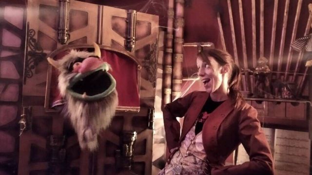 La magia del teatro de marionetas con el Profesor Calibracético en Espai Rebombori