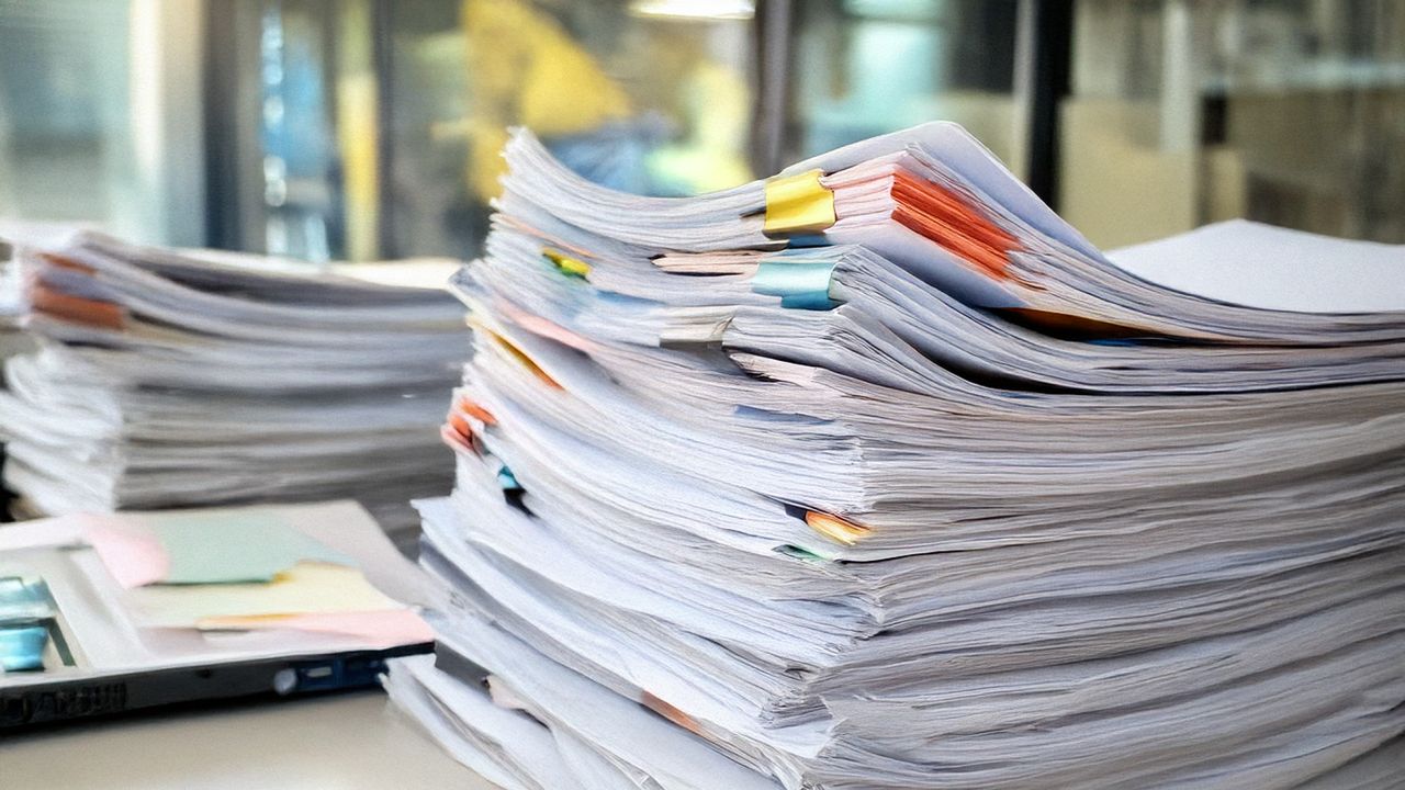 Soluciones creativas para organizar tus documentos de trabajo en Valencia