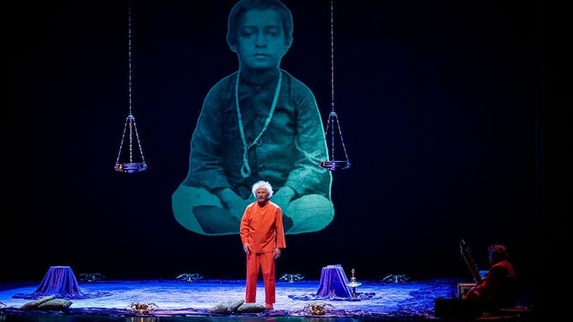 El humor y la sabiduría de Paramahansa Yogananda en el teatro de El Brujo