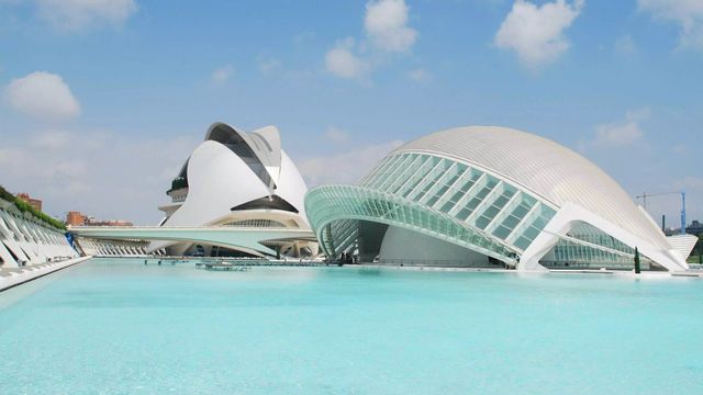La Ciudad de las Artes y las Ciencias, un plan para pasar el día entre ciencia, arte y mar