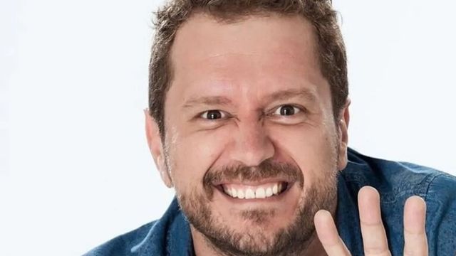 El Monaguillo lleva su humor más personal a València
