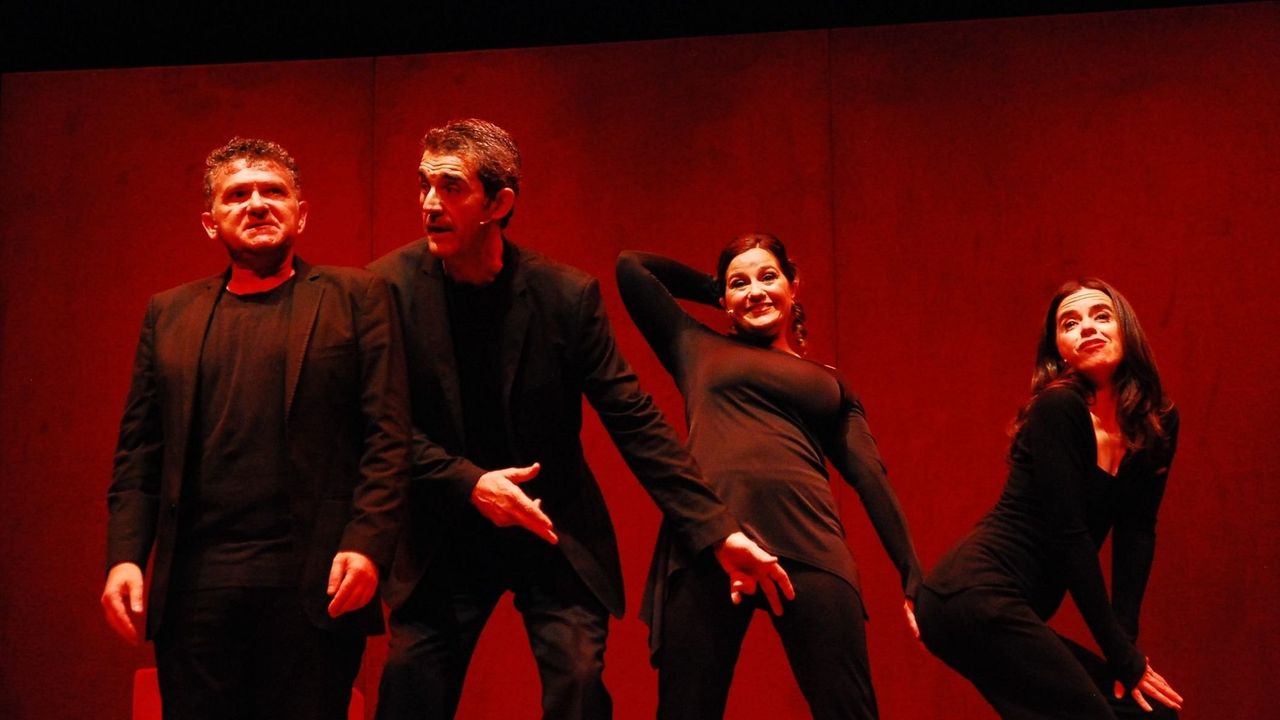 Besos vuelve al Teatre Talia con una revisión para el presente