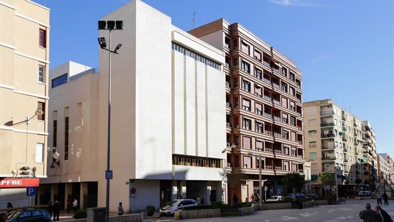 El Vila de Mislata vuelve a llenar de teatro en valenciano el Carmen Alborch