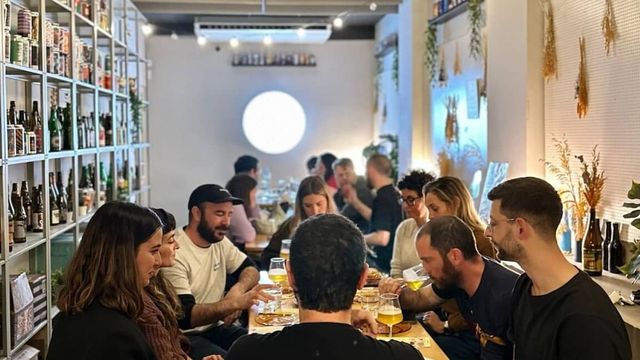 Cata de cervezas en Valencia para saborear la ciudad de otra manera