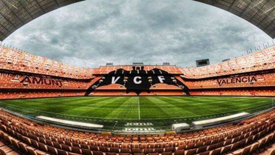 Visita el campo del Valencia C.F. con el Mestalla Forever Tour