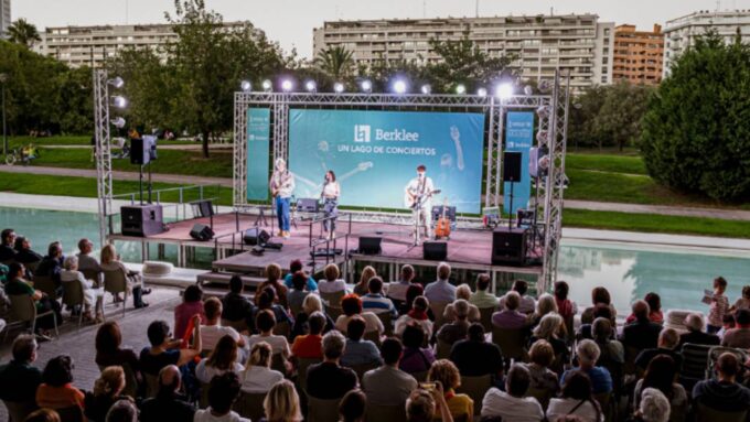 Un lago de conciertos: la magia de la música en un marco incomparable, gratis