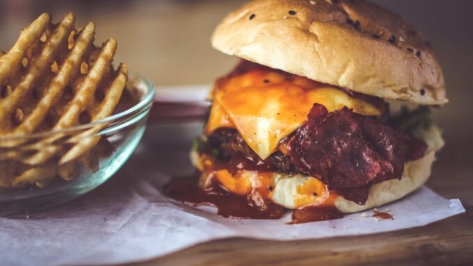 Dónde comer las 3 mejores smash burgers de Valencia