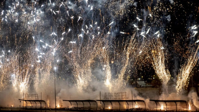 Descubre el programa pirotécnico de las Fallas 2025 en Valencia