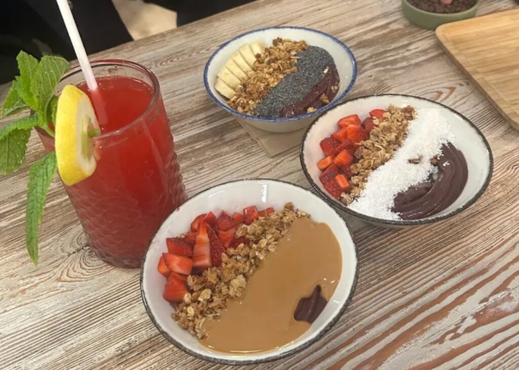 Almalibre Açaí House  